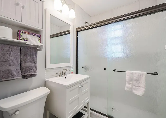 Holiday home 3bed 1bath Ranch Mount Prospect